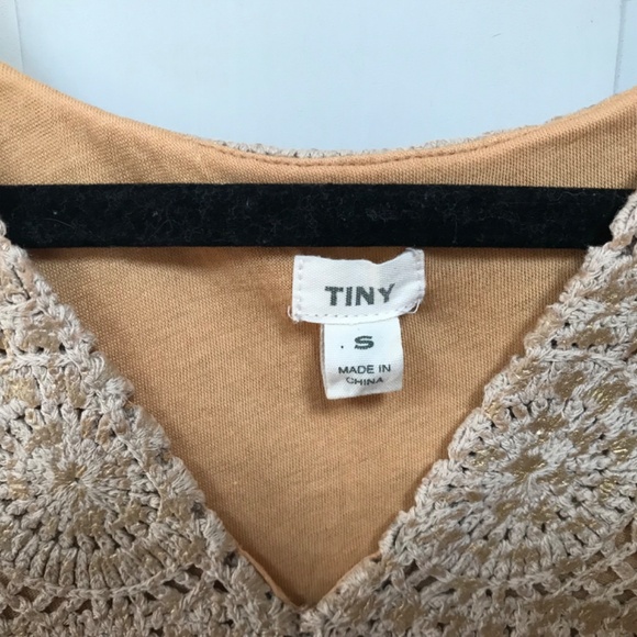 Tiny Tan Crochet Lace Sleeveless Top w/ Metallic Detail - Picture 14 of 14